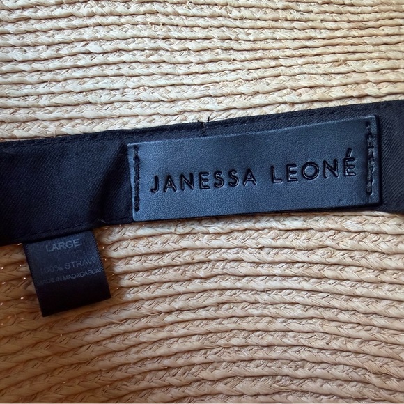 Janessa Leone Straw Hat Large Natural Raffia Boho Resortwear - Picture 9 of 11